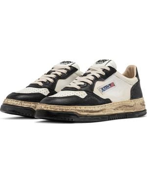 Autry Medalist Super Vintage Low Sneaker - Black