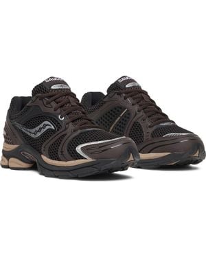 Saucony Progrid Triumph 4 Sneaker - Black