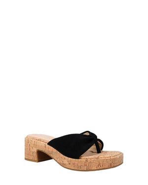 Pelle Moda Bandi Platform Flip Flop - Black
