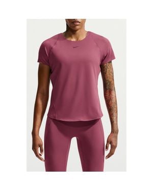 Nike Dri-Fit Universal Performance T-Shirt - Red