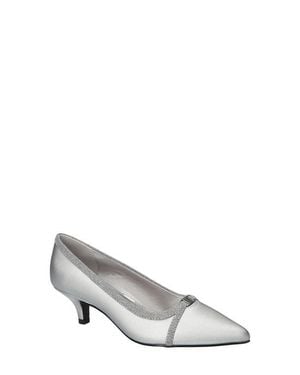 Easy Street Zayn Kitten Heel Pump - Gray
