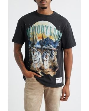 Memory Lane Running Wolves Crystal Embellished Graphic T-Shirt - Black
