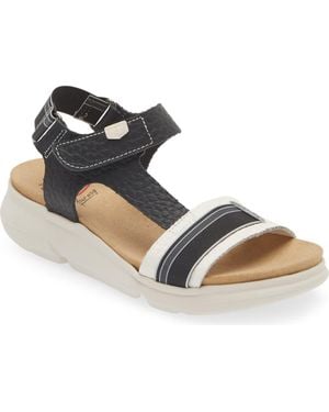 On Foot 90502 Daytona Platform Sandal - Blue