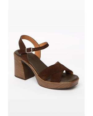 Menina Step Lena Heeled Sandal - Brown