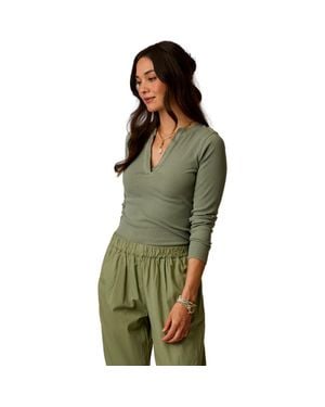 Carve Designs Ever Henley - Green