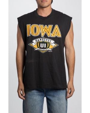 Elwood Vintage Iowa Hawkeyes Tee - Black
