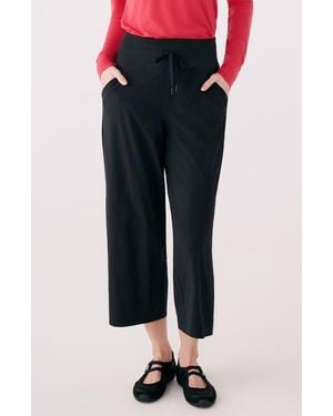 Lolë Soft Crop Cargo Pants - Black