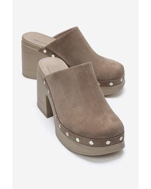 Forever & Always Shoes Bellune Leather Block Heel Platform Sandal - Gray