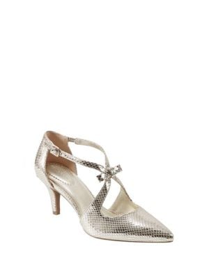 Bandolino Zeffer Kitten Heel Pump - White