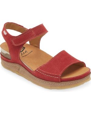On Foot 240 Vegas Sandal - Red