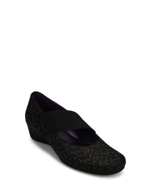 Vaneli Mary Pump - Black