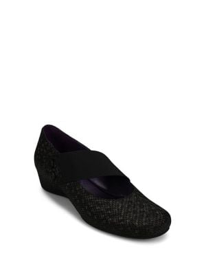 Vaneli Mary Pump - Black