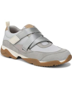 Vionic Walk Slim Gia Sneaker - Gray