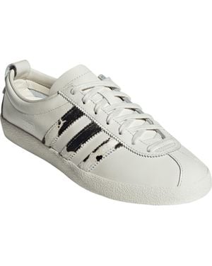 adidas Blanc Leather Sneaker - White