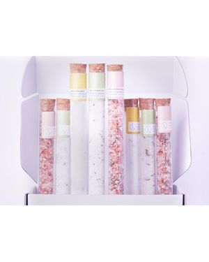 Lizush Natural Bath Salts Gift Set - Purple
