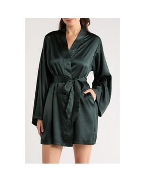 Kilo Brava Satin Robe - Black