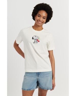 Chinti & Parker Cotton Snoopy Cherry T-Shirt - White