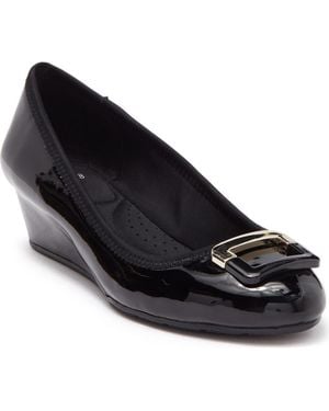Bandolino Wedge Pump - Black