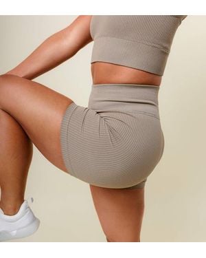 while on earth™ High-Rise Aura Short 5 - Multicolor