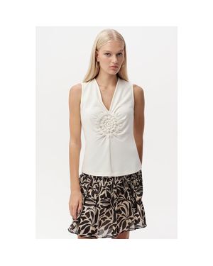 Exquise Carine V - White