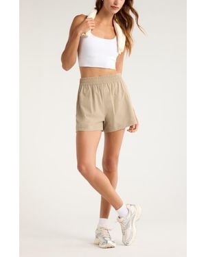Zella Atlas High Waist Daily Shorts - Natural