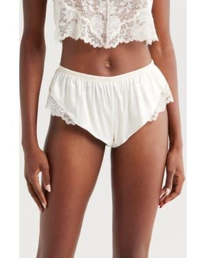 Natori Chantilly Lace Trim Tap Shorts - Natural