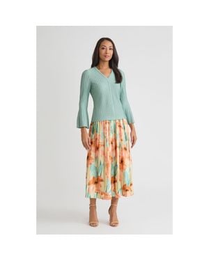 Misook Scalloped Ribbed Knit Bell Sleeve Top - Green