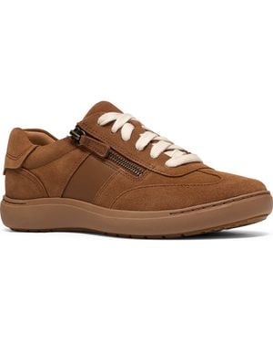 Clarks Nalle T-Toe Sneaker - Brown