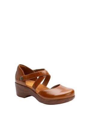 Alegria By Pg Lite Savina Platform Pump - Brown