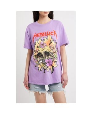 Merch Traffic Metallica Fire Scull Cotton Graphic T-Shirt - Purple