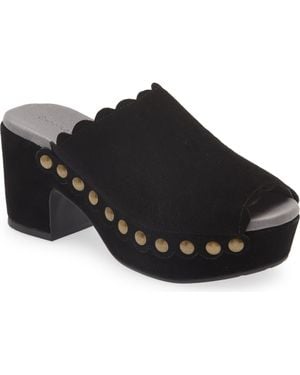 Chocolat Blu Genessis Platform Clog - Black