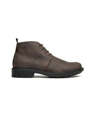 V.GAN LONDON Endive Chukka Boots - Brown