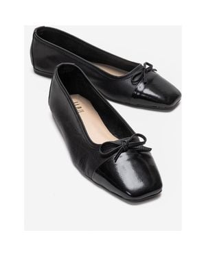 Forever & Always Shoes Rony Leather Ballet Flat - Black