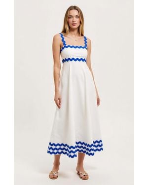 Modenaire Scalloped Strap Wave Trim A-Line Maxi Dress - White