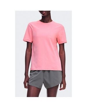 On Shoes Focus-T Performance T-Shirt - Pink