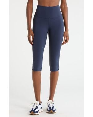 Mpg Sculpt Capri Leggings - Blue