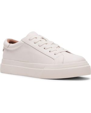 Blondo Venna Waterproof Sneaker - White