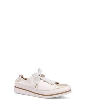 Ron White Nova Sneaker - White