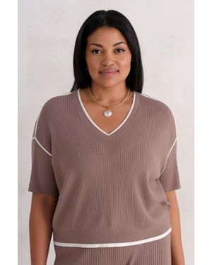 KADA The Awaken Rib V-Neck - Brown