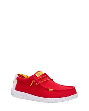 HEYDUDE Wally Lace-Up Shoe - Red