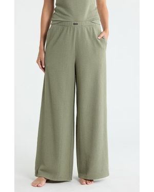 Lunya Stretch Organic Cotton Seersucker Lounge Pants - Green