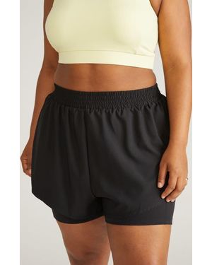 UNIVERSAL STANDARD Active Shorts - Black