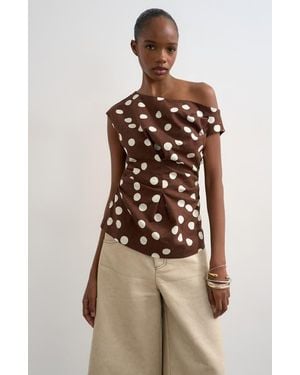 TOPSHOP Polka Dot Print Off The Shoulder Top - Natural