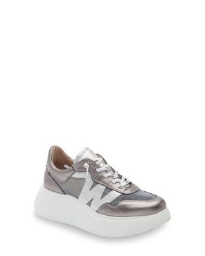 Wonders Lace-Up Platform Sneaker - White