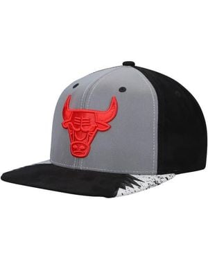 Mitchell & Ness Chicago Bulls Day 5 Snapback Hat - Metallic