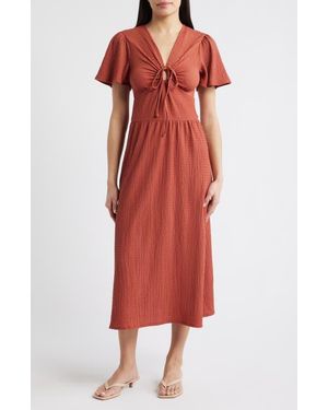 Loveappella Keyhole Midi Dress - Red