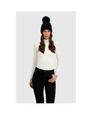 Lyla Grant Beanie With Fur-Free Fox (Faux Fur) Pompom - White