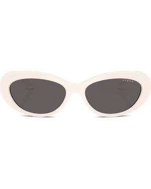 Vogue 55Mm Polarized Oval Sunglasses - White