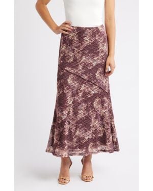 City Blues Lace A-Line Maxi Skirt - Red
