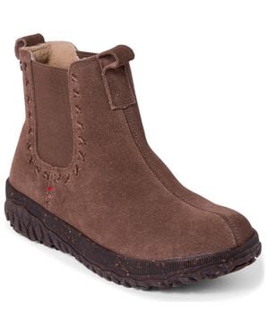Minnetonka Chelsea Tread Boot - Brown